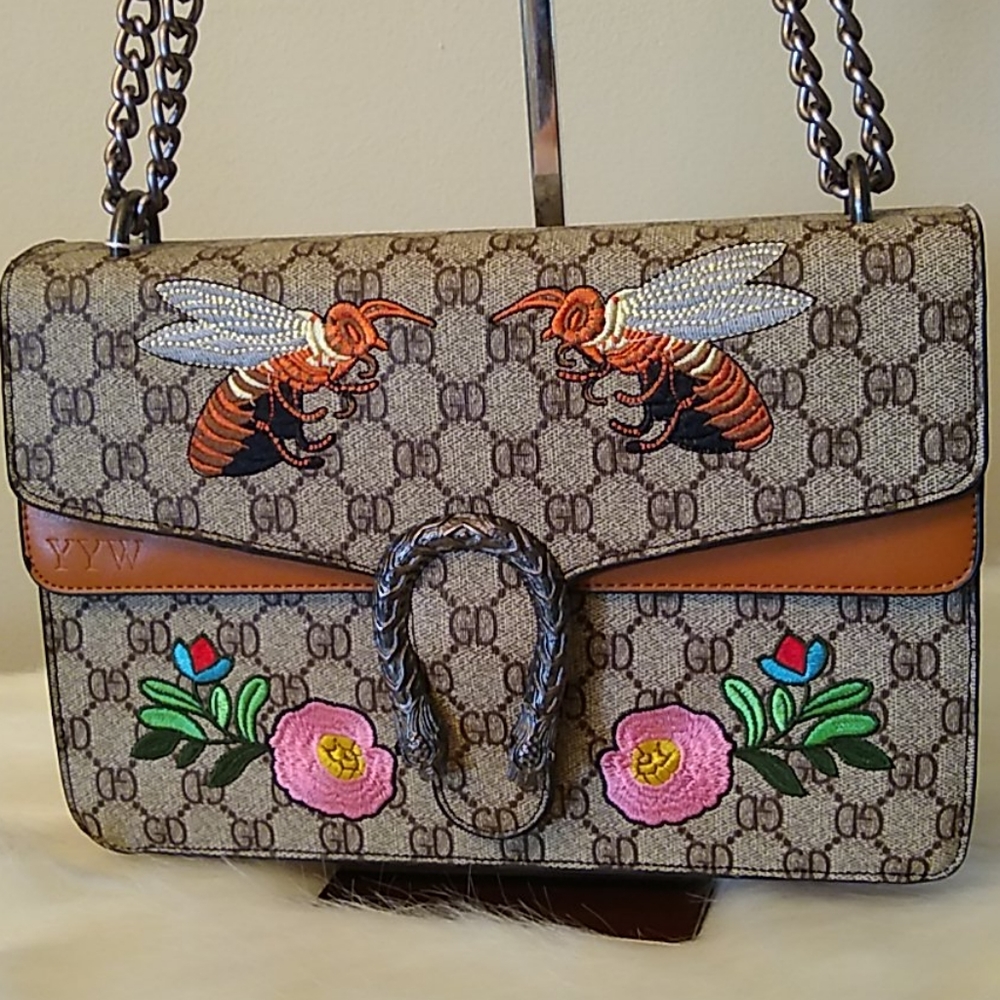 Bee and Roses GD Pattern Crossbody Shoulder Bag